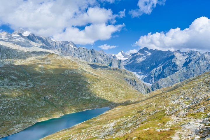 Schweizer Alpenlandschaft — Symbolbild für Proton, den Schweizer Privacy-Anbieter